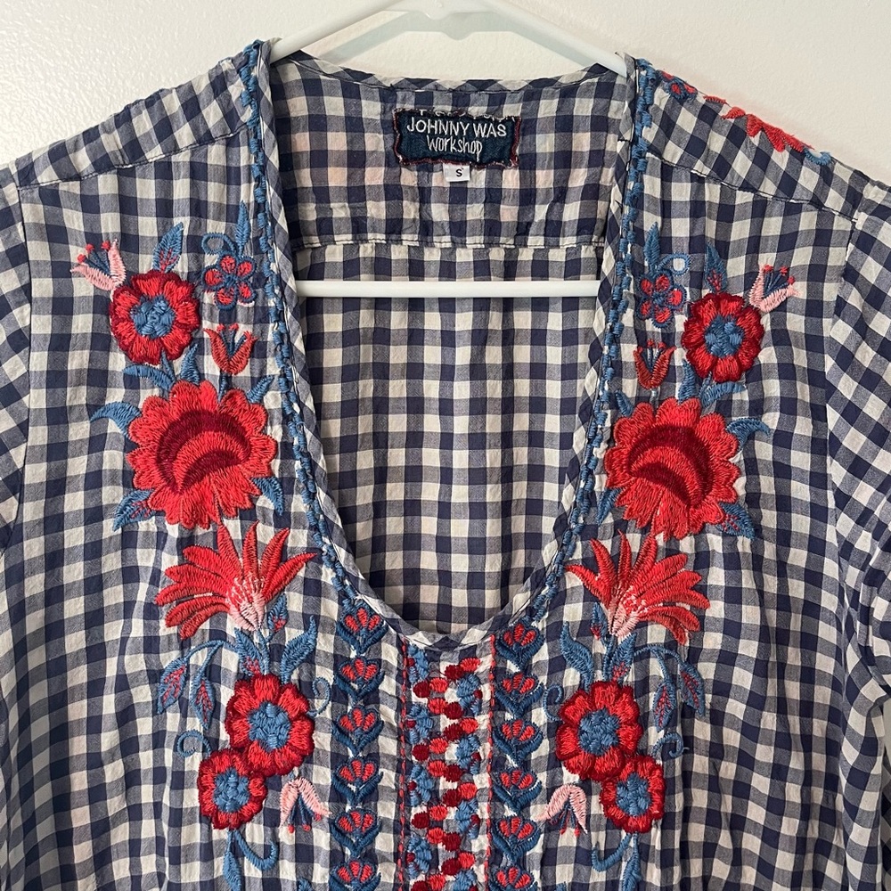 Johnny Was Workshop Blue Gingham Embroidered Flor… - image 2